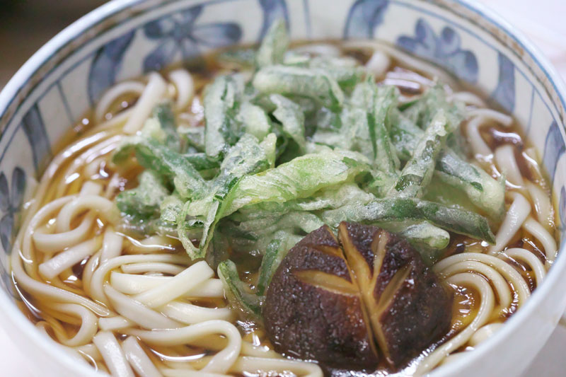 下仁田ねぎ青葉のかき揚げうどん